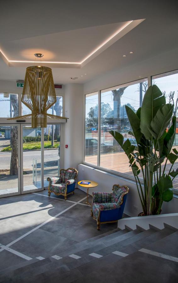 One Design Hotel Rimini Exterior photo