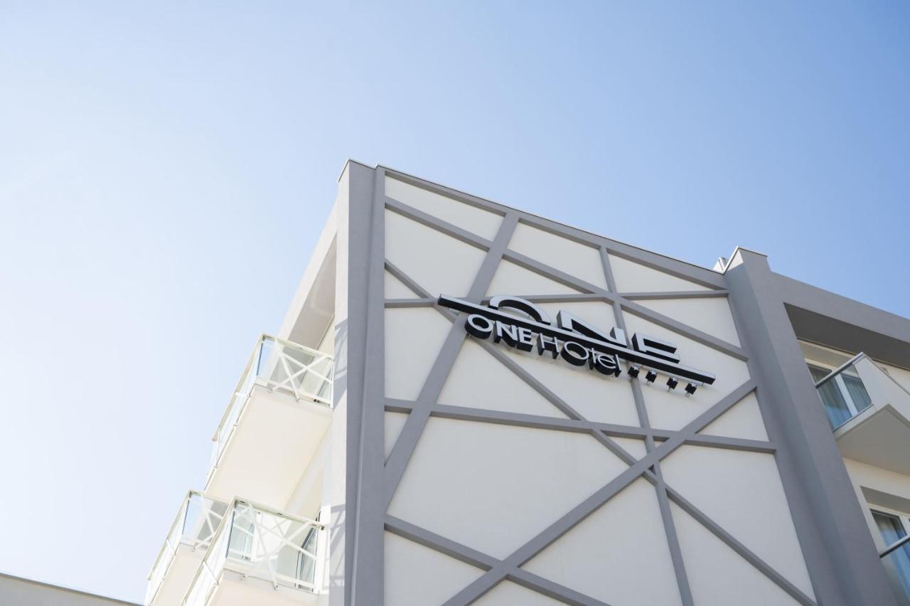 One Design Hotel Rimini Exterior photo