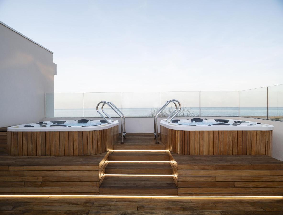 One Design Hotel Rimini Exterior photo